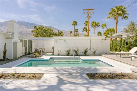 11 Gorgeous Palm Springs Airbnbs with Pools - Territory Supply