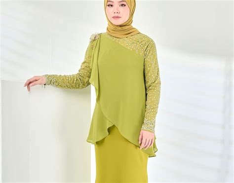 Rent Aura Dress Nude Dress Nude Kurung Women S Fashion Dresses Sets Dresses On Carousell