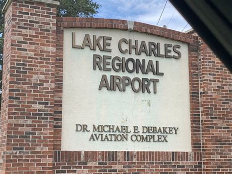 LAKE CHARLES REGIONAL AIRPORT - LCH - 55 Photos & 30 Reviews - Airports ...