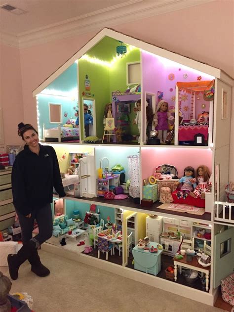 American Doll Dollhouse designed and built by my friend, Sandi! Amazing ...