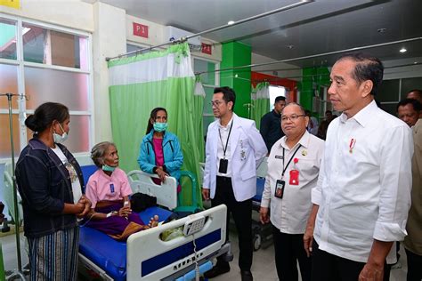 Jokowi Janji Kirim Alkes Ke RSUD Waikabubak Usai Pembangunan Gedung Rampung