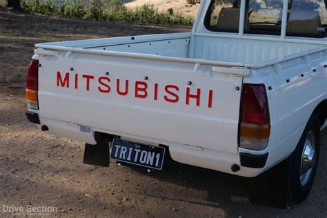 1984 Mitsubishi L200 Express Review Drive Section