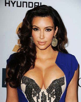 Kim Kardashian Exposing Her Sexy Body And Awesome Cleavage Porn Pictures XXX Photos Sex Images