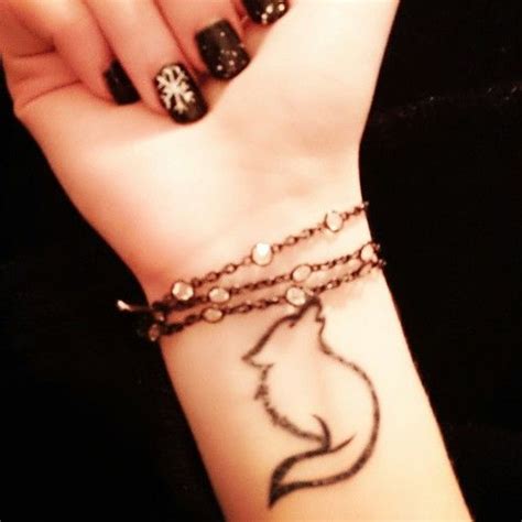 Wolf Wrist Tattoo Designs Ideas And Meaning Tattoos For You