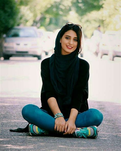 Pin By Rabyya Masood On Selfie Pics Poses Iranian Girl Iranian