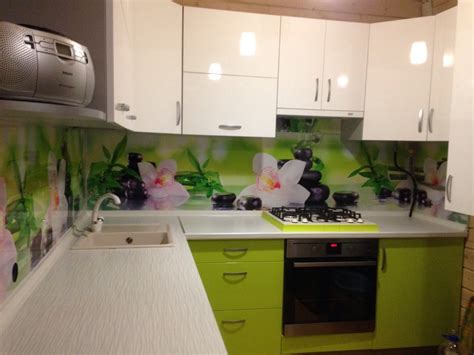 Цветные панели для кухни в интерьере (72 фото) - красивые картинки и HD ...