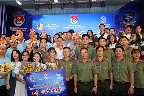 Quán Triệt Quan điểm Của Đảng Cộng Sản Việt Nam Trong Dự Thảo Báo Cáo