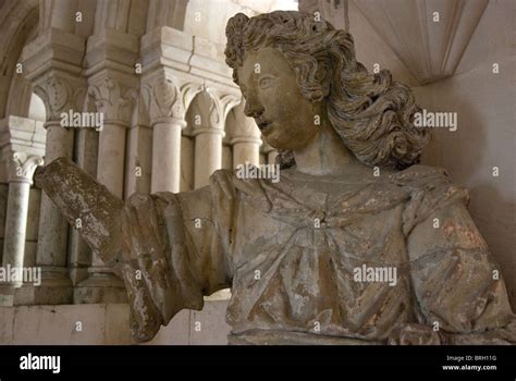 The Alcoba A Monastery Unesco World Heritage Site Statue Stock Photo