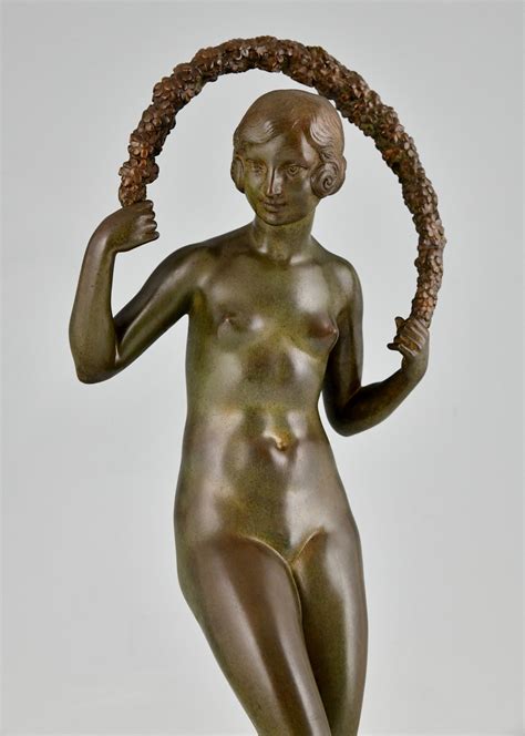 Art Deco Bronze Sculpture Nude With Garland Deconamic
