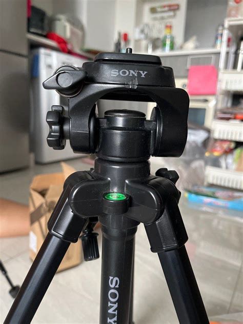 Sony Tripod VCT-R640, Photography, Photography Accessories, Tripods ...