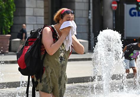 Meteo Toscana Arriva Maxi Ondata Di Caldo Picchi Di 40 Gradi Bollino