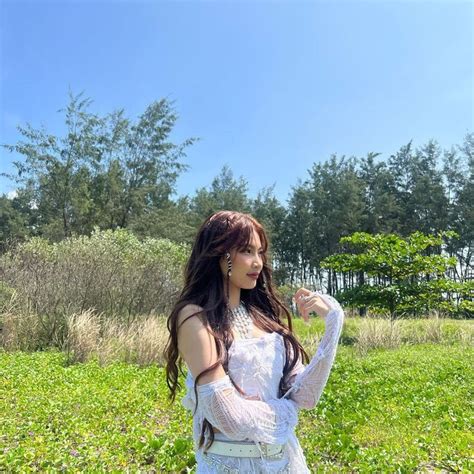 BINI COLET KARERA Pretty Brunette Aesthetic Dress Tiktok Style