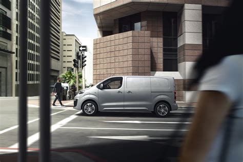 Peugeot E Expert Le Nouvel Utilitaire électrique Du Lion Se Dévoile