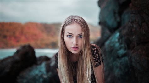 Women Blonde Portrait Face Depth Of Field Looking At Viewer Long Hair Nature Wallpapers