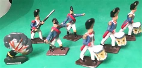 6 SOLDATS NAPOLÉONIENS peints à la main 28 mm batteurs officiers