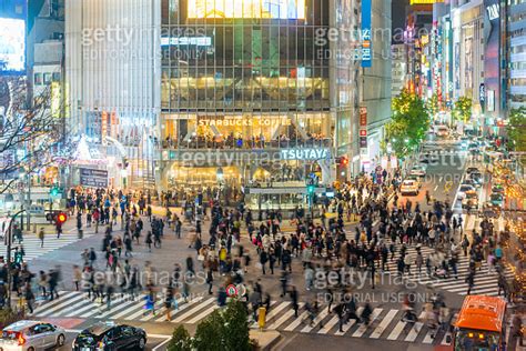 Aerial view of Shibuya Crossing Shibuya Tokyo Japan 이미지 1316417126