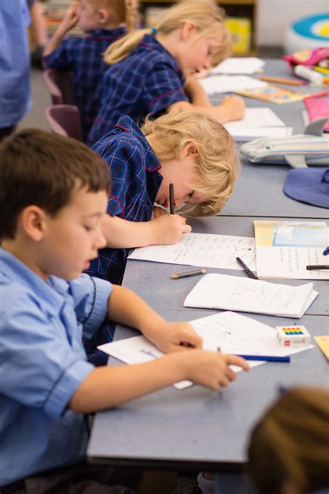 Carmel Adventist College Primary 18 First Ave Bickley Wa 6076