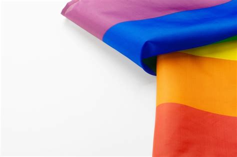 Bandeira do arco íris gay em branco close up Foto Premium