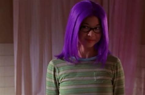 Purple hair Lane | Stars hollow, Gilmore girls, Gilmore gilrs