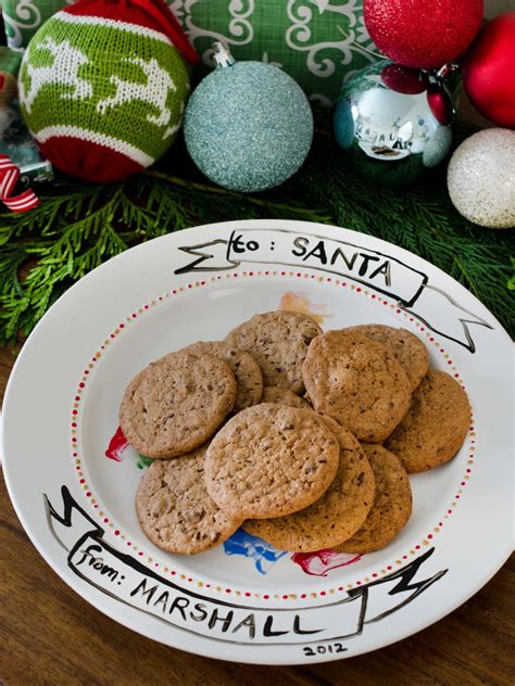 Make A Hand Painted Cookie Plate For Santa HGTV