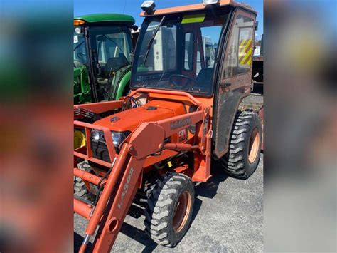 Kubota B Tractor With La Loader Walco Bush Hog Plow Blade And