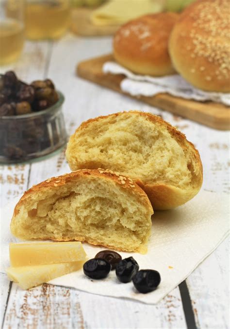 Italian Semolina Rolls - Mangia Bedda