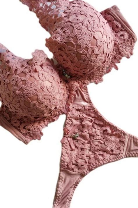 Conjunto de Lingerie Rosê em Renda Calcinha Fio Dental Arzzani Moda Íntima