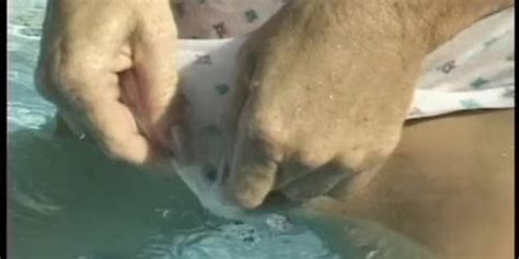 Blonde aux cheveux longs fait de l anal à l extérieur Tnaflix