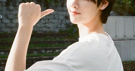 The K Pop Idol Who Didn T Ask To Be Dragged Into A Hot Guy Contest But Won It Anyway KpopHit