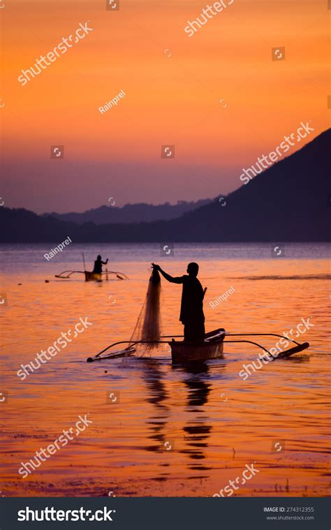 Fishermen Taals Crater Lake Talisay Batangas Stock Photo