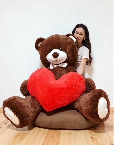 Купить Большой плюшевый мишка 200 см Бруно коричневый с сердцем. Мягкая ...