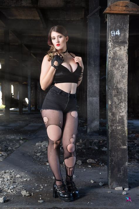 F Hello How S Everyone Doing Nudes Gonemild Nude Pics Org