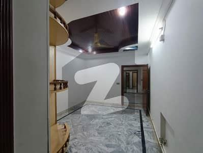 Square Feet Spacious Flat Is Available In E For Sale E