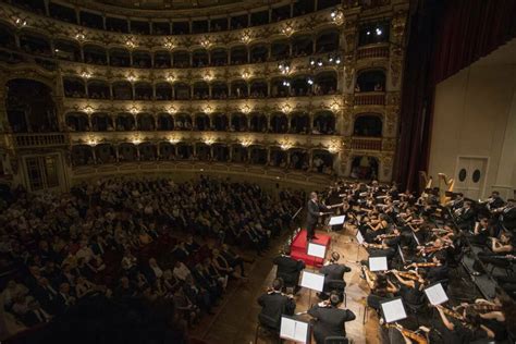 Standing Ovation Per Il Maestro Muti E La Cherubini Al Municipale Per