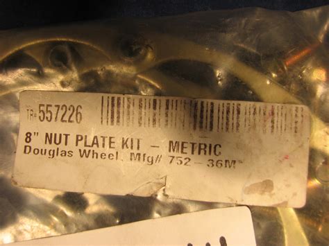 New Tucker Rocky 8 Metric Nut Plate Kit 557226 Douglas Wheel 752 36m