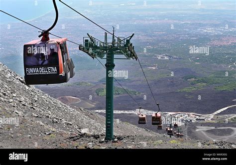 Mount etna cablecar hi-res stock photography and images - Alamy