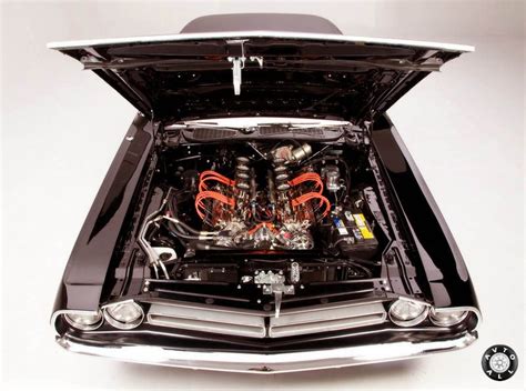 Dodge Challenger 1969 (цена составляет 5000$) считается мускул-каром