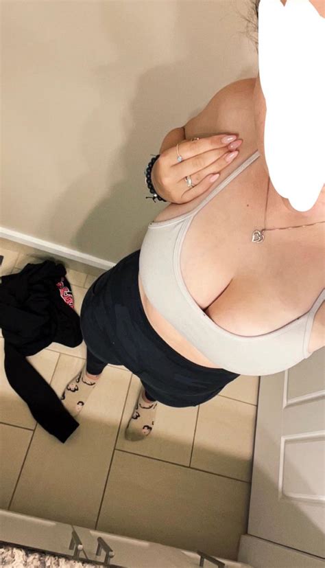 Cleavage Porn Hot Sex Photos