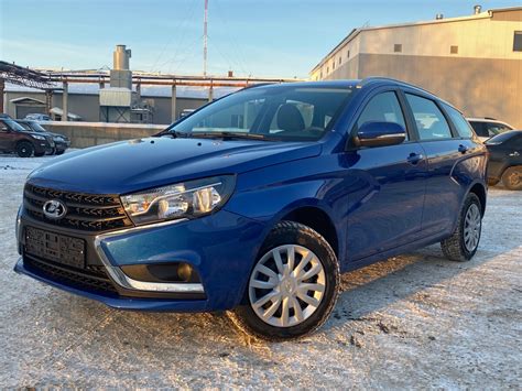 Купить б/у Lada (ВАЗ) Vesta I SW 1.6 MT (106 л.с.) бензин механика в ...