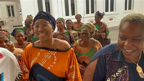 Olori Aderonke With Oonis Wives Still In The Twins Birth Spirit Youtube