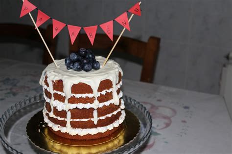 Naked Cake De Chantilly E Frutos Silvestres