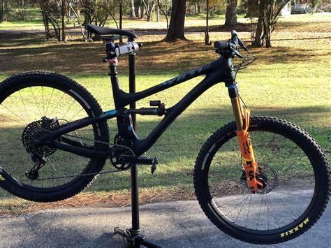 Yeti Turq Sb Lunch Ride With Upgrades For Sale