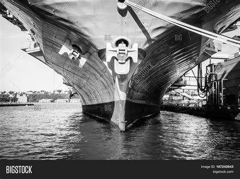 Keel Bottom Ship Image & Photo (Free Trial) | Bigstock