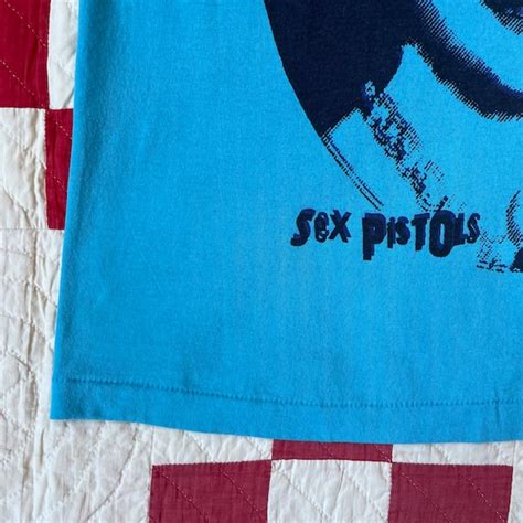 Vintage 1980s Sex Pistols Punk Rock Band Teal Blue T Gem