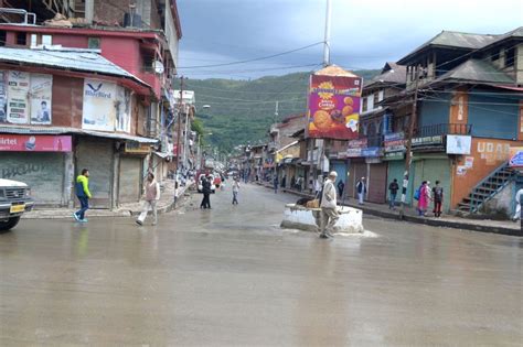 Separatist shutdown affects life in Baramulla district