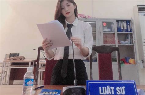 Ngành học HOT có trường lấy điểm chuẩn đến Công việc có địa vị cao nhiều kinh nghiệm