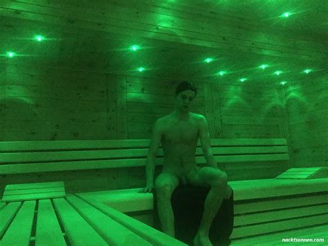 Nackt Sauna Fkk Bilder Und Fotos