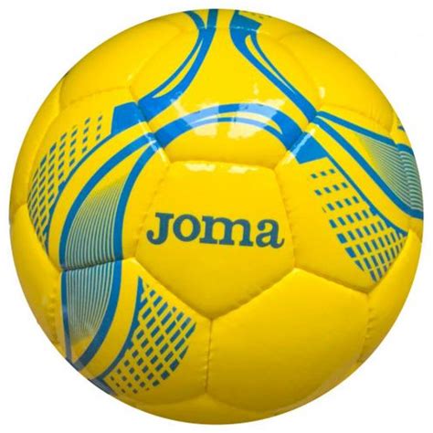 Футбольные мячи в Украине: типы и особенности