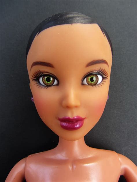 LIV DOLL Brown Hair Brown Eyes Nude Articulated Spin Master C FASHION DOLLS N MORE