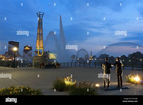Riverscape Metro Park In Dayton Ohio Stock Photo Alamy